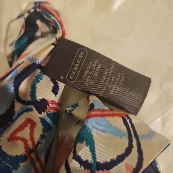 Coach Ikat Scribble Multicolor Signatur Backpack W/Matching Scarf Rare Navy Trim - Picture 15 of 16